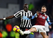 开云体育在线-纽卡斯尔联队主教练领导球队赢得胜利