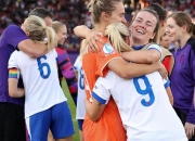 开云平台-英格兰女足卫冕冠军表现不俗，备战新赛季的简单介绍