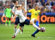 开云体育中国-挪威女足队员赛后埋怨主裁判判罚不公