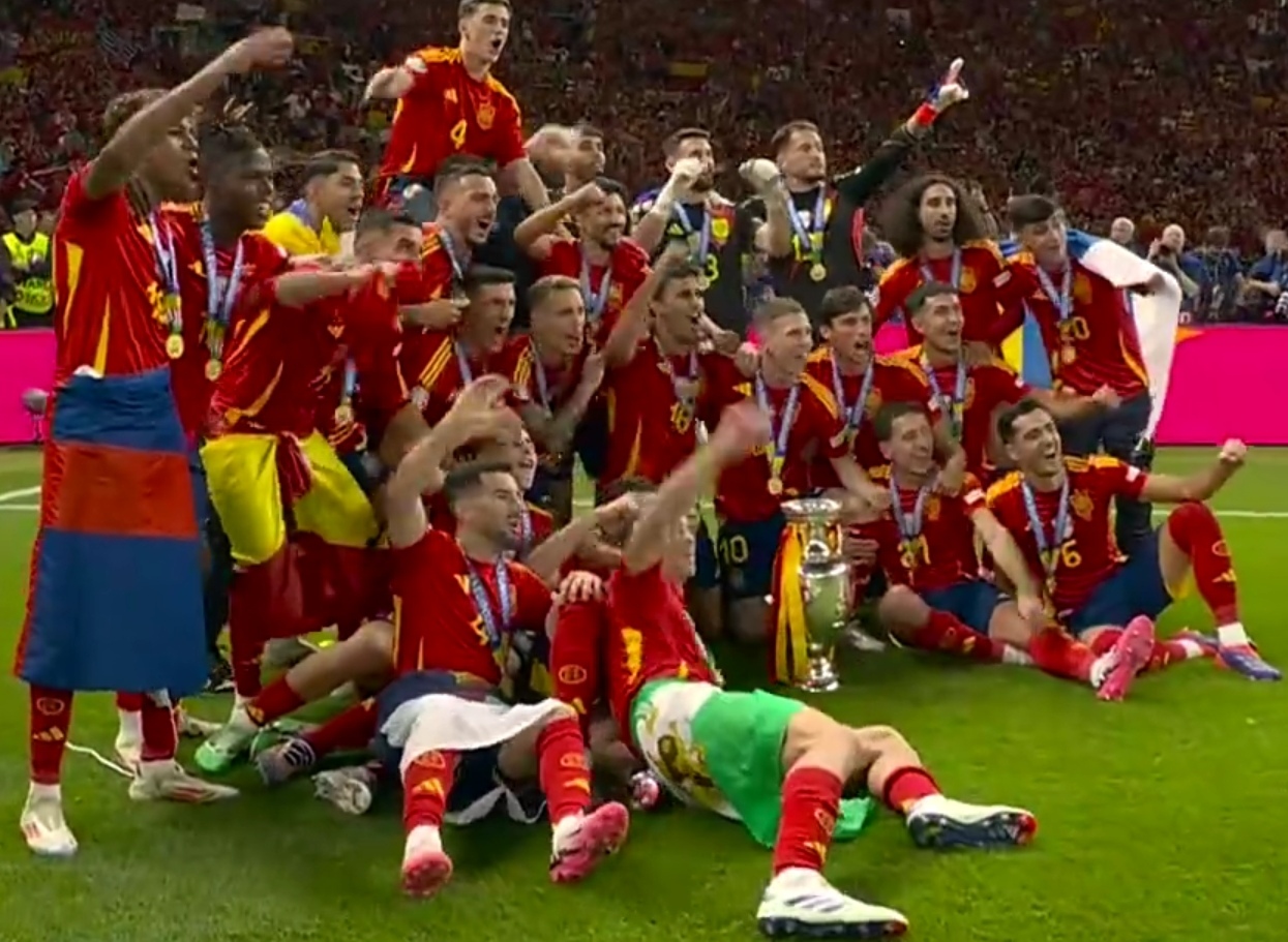 欧洲顶级球队争夺胜利,展开激烈角逐的简单介绍 欧洲顶级球队争夺胜利,展开激烈角逐的简单介绍