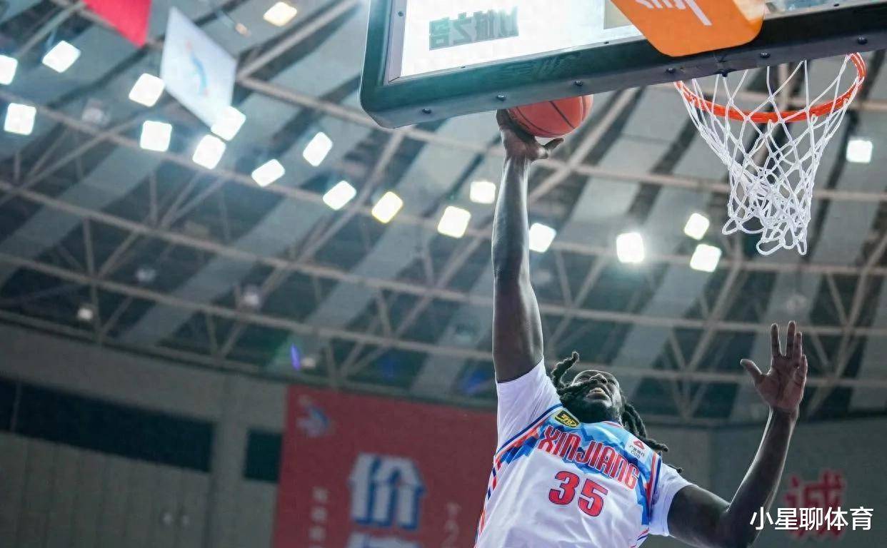 新疆男篮迎战浙江队，主场取得胜利之旅
