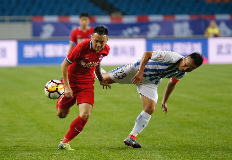 关于重庆斯威遭遇逆转，未能保持领先的信息