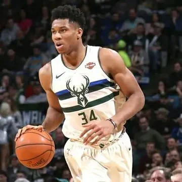 俄罗斯联赛球队逐渐崭露头角 俄罗斯联赛球队逐渐崭露头角