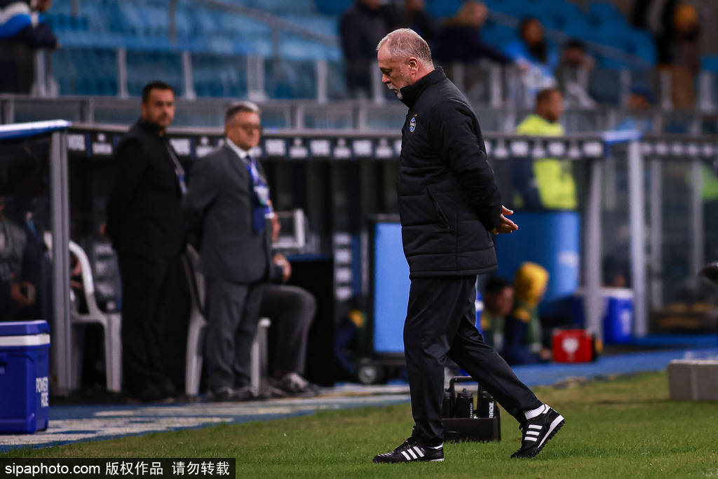 南特后卫关键回归，战术整体更稳固