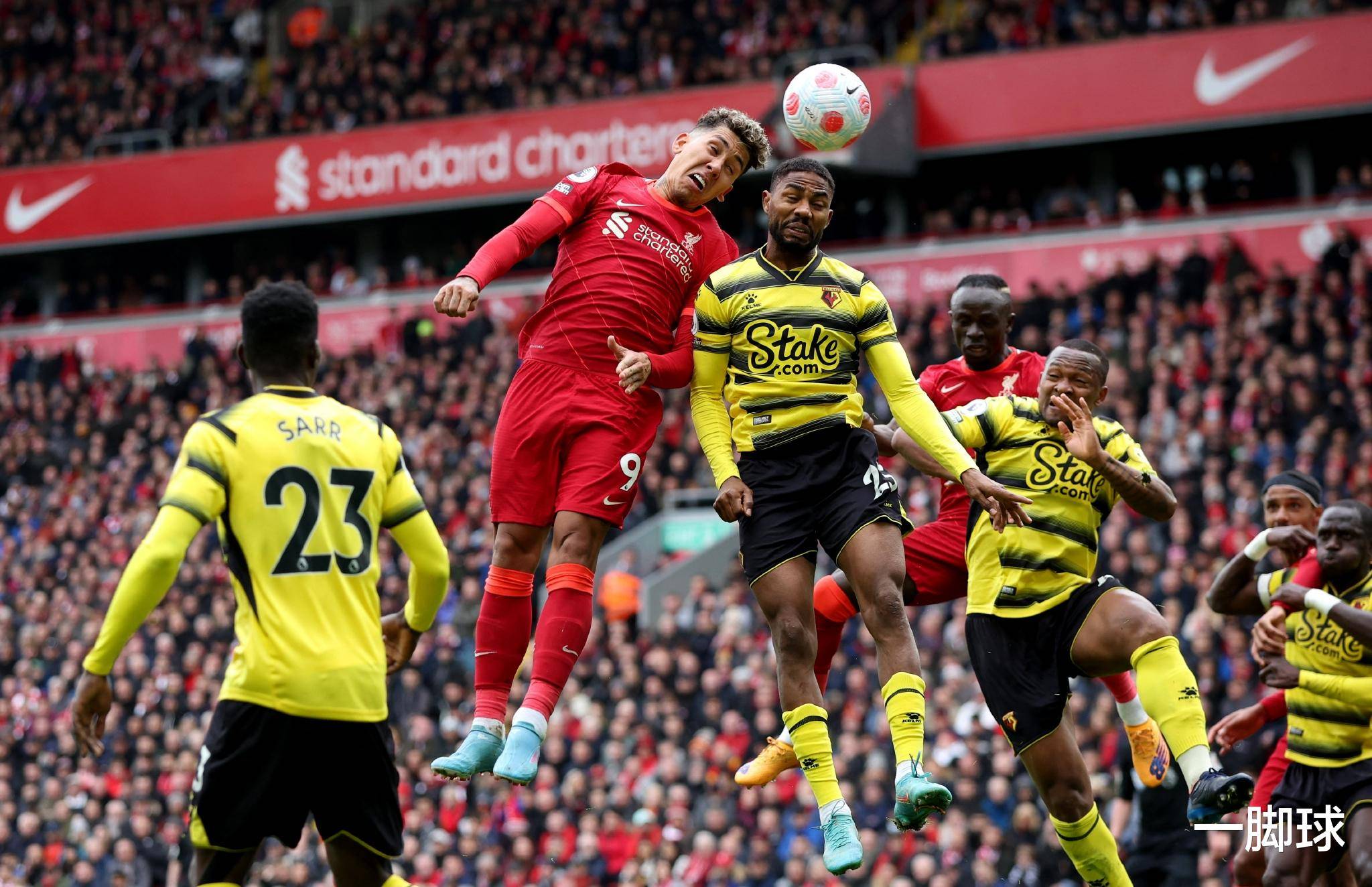 南安普顿主场大胜沃特福德，重返联赛前十