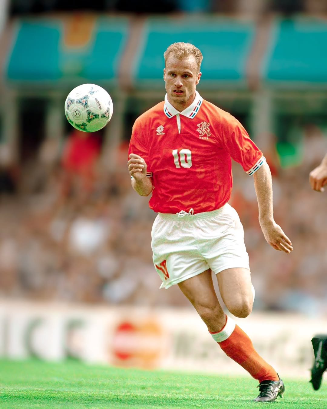 荷兰选手斩获第一，夺得胜利