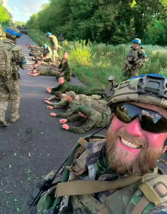 波兰国家队战术遭受质疑 波兰国家队战术遭受质疑