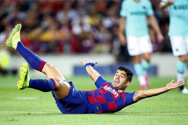 关于巴塞罗那客场失利,卫冕前途未卜的信息 关于巴塞罗那客场失利,卫冕前途未卜的信息