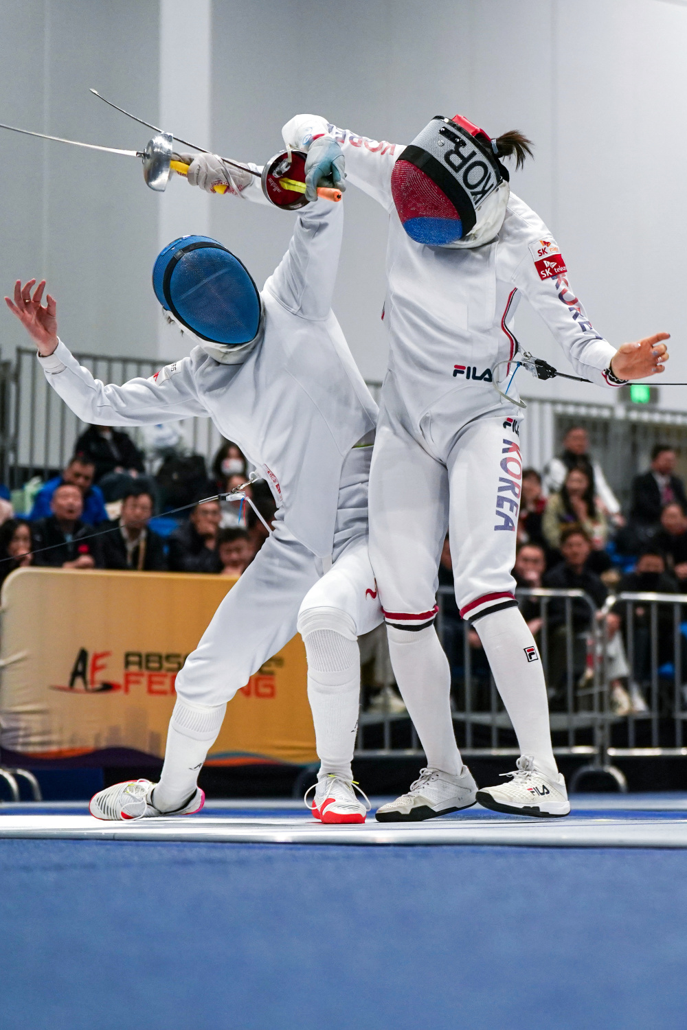 英国击剑选手勇夺胜利,晋级半决赛 英国击剑选手勇夺胜利,晋级半决赛