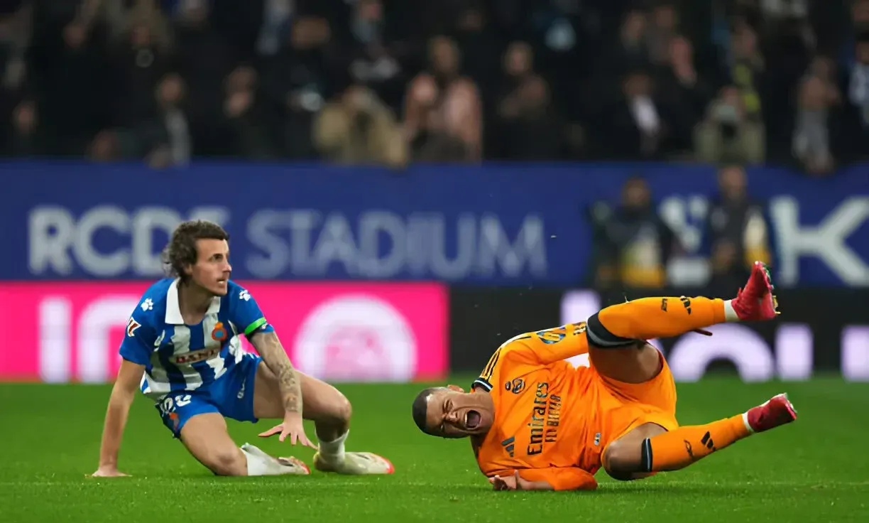 马竞主场输球后球员情绪低落的简单介绍 马竞主场输球后球员情绪低落的简单介绍