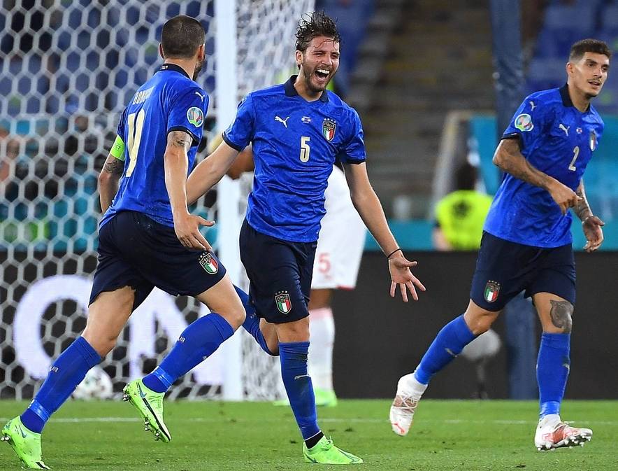 关于战况激烈：欧洲杯资格赛谁能脱颖而出，一触即发的信息