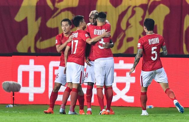 恒大迎来一场惊险的高尔夫对决的简单介绍 恒大迎来一场惊险的高尔夫对决的简单介绍