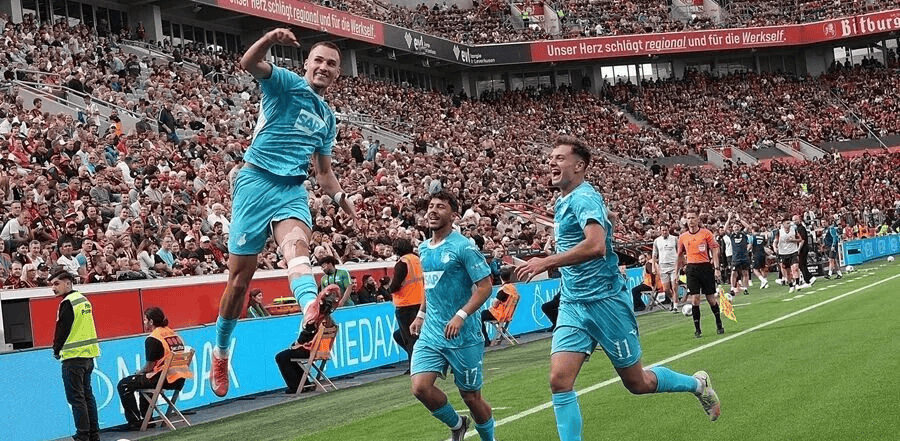 关于精彩纷呈:法兰克福主场大胜霍芬海姆确保保级的信息 关于精彩纷呈:法兰克福主场大胜霍芬海姆确保保级的信息