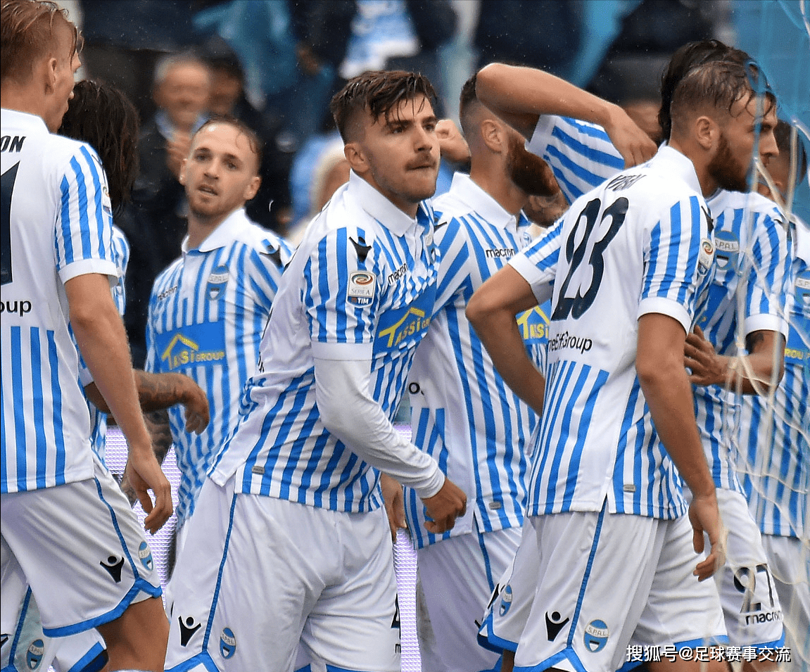 凯泽斯劳滕新援表现出色,或将为球队带来新气象的简单介绍 凯泽斯劳滕新援表现出色,或将为球队带来新气象的简单介绍