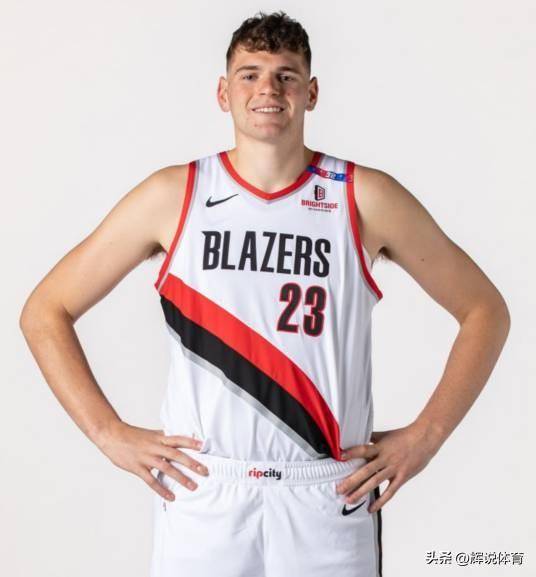 开拓者阵容全面发挥,力挫对手晋级的简单介绍 开拓者阵容全面发挥,力挫对手晋级的简单介绍