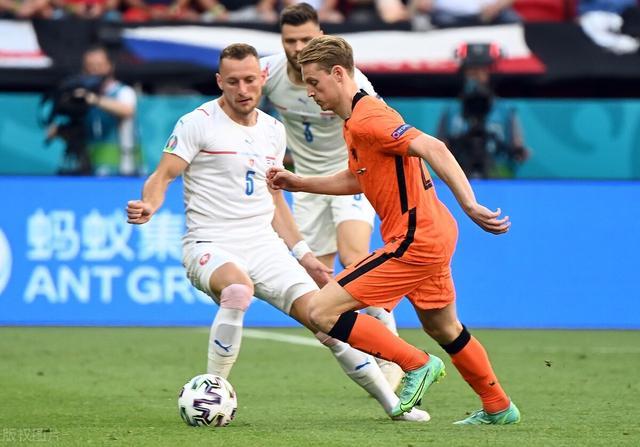 捷克3-2胜荷兰淘汰对手,晋级欧洲杯半决赛 捷克3-2胜荷兰淘汰对手,晋级欧洲杯半决赛