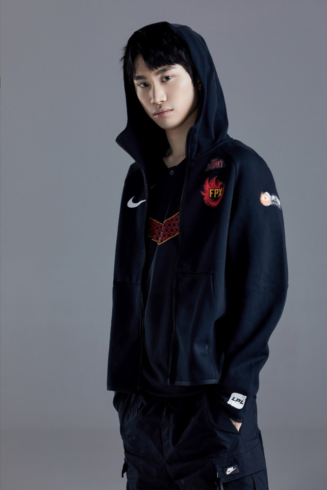 100T力克BRO，Doinb拿下关键大龙入围赛2:0（深圳）