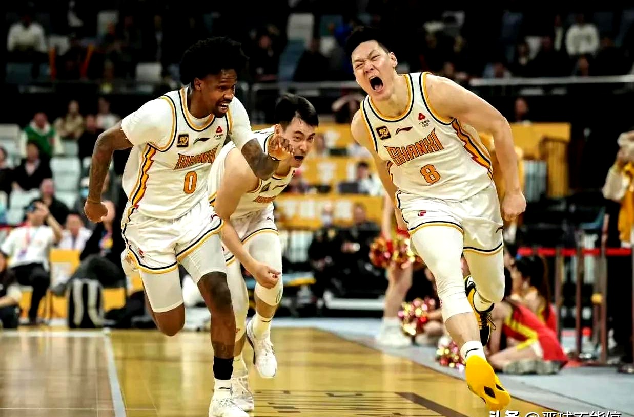 关于神仙对局!CBA比赛过程堪比大片的信息 关于神仙对局!CBA比赛过程堪比大片的信息