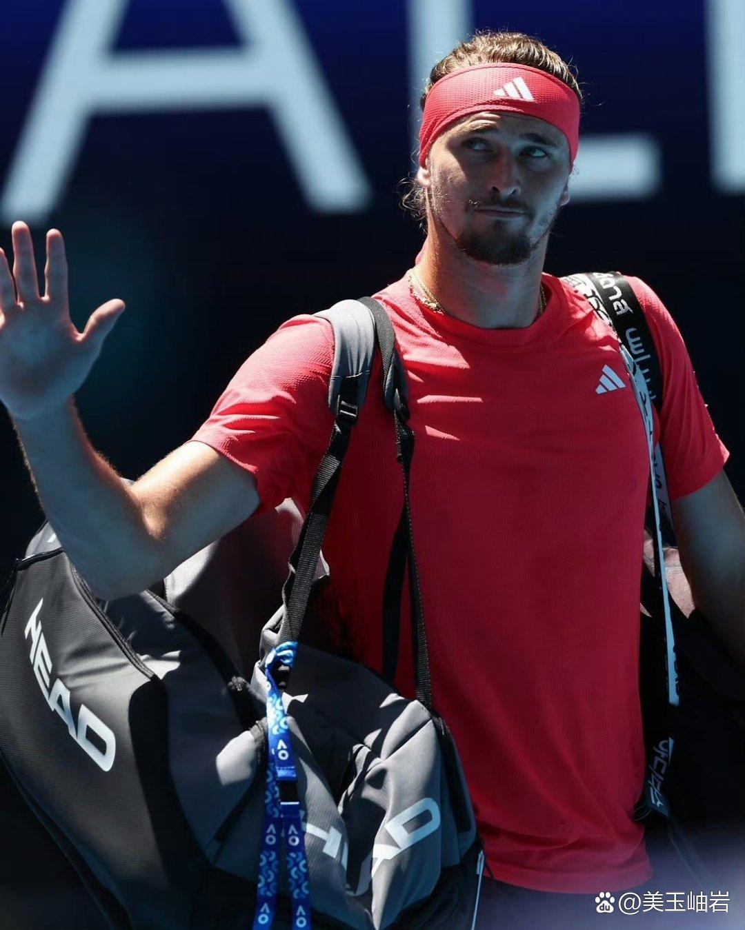 ATP总决赛逆转拉沃尔杯，兹维列夫带队取胜